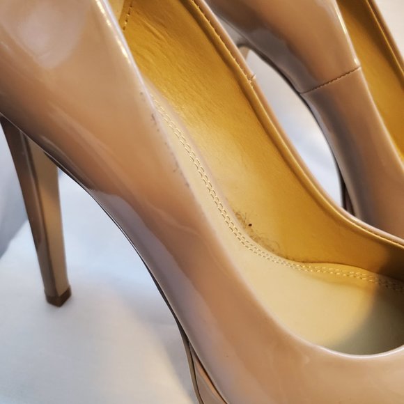 Chinese Laundry Nude Pump Heels - Picture 4 of 13